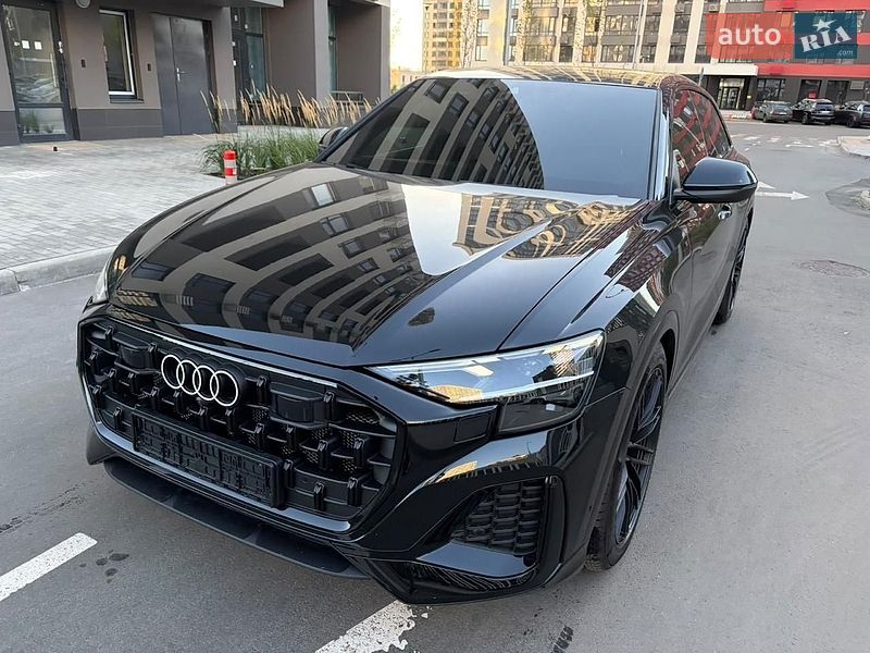 Внедорожник / Кроссовер Audi Q8 2026 в Киеве