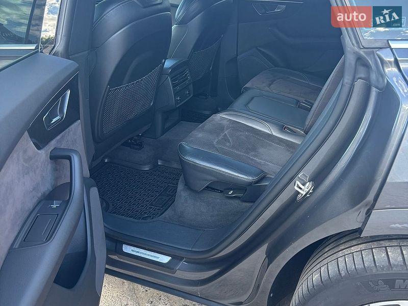 Внедорожник / Кроссовер Audi Q8 2018 в Хмельницком