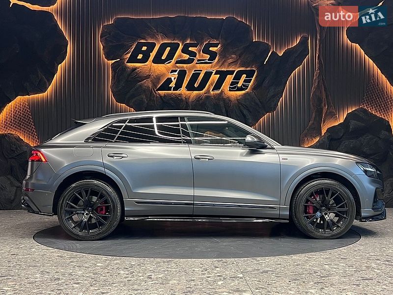 Внедорожник / Кроссовер Audi Q8 2018 в Львове