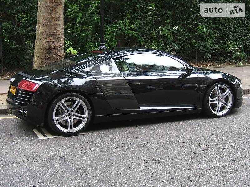 Седан Audi R8 2014 в Виннице