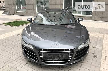 Купе Audi R8 2010 в 