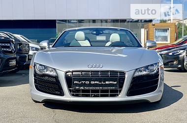 Кабріолет Audi R8 2011 в 