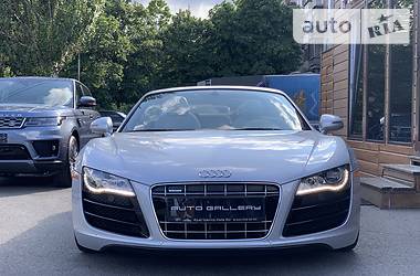 Кабріолет Audi R8 2011 в 