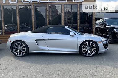 Кабріолет Audi R8 2011 в 