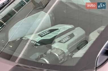 Купе Audi R8 2007 в 