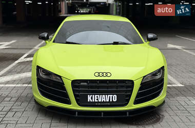 Купе Audi R8 2008 в 