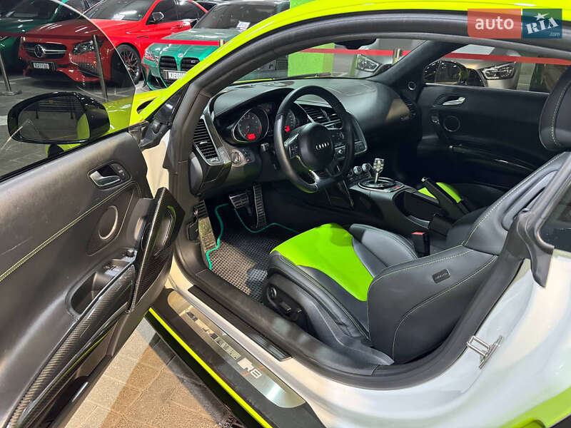 Купе Audi R8 2008 в Киеве