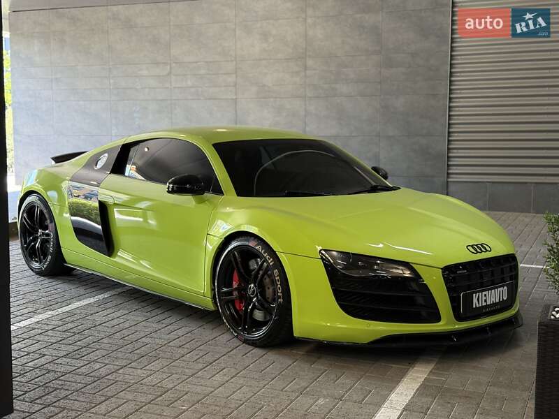 Купе Audi R8 2008 в Киеве