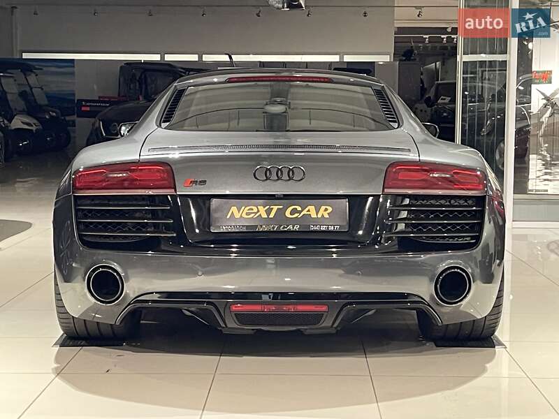 Купе Audi R8 2013 в Киеве