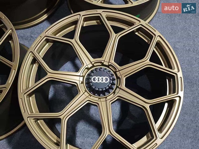 Родстер Audi R8 2020 в Днепре