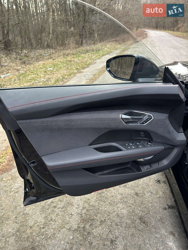 Купе Audi RS e-tron GT 2021 в Вінниці