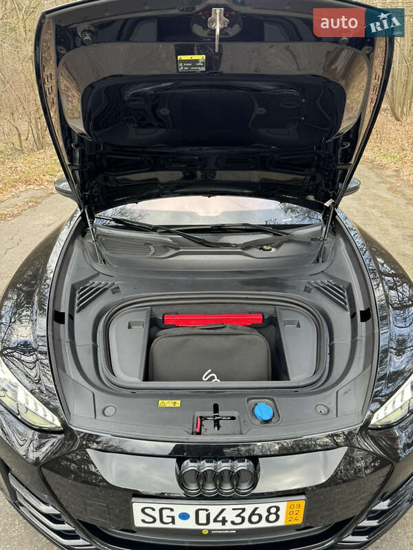 Купе Audi RS e-tron GT 2021 в Вінниці