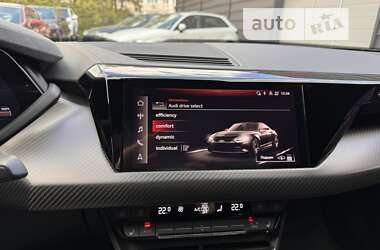 Купе Audi RS e-tron GT 2021 в Одесі