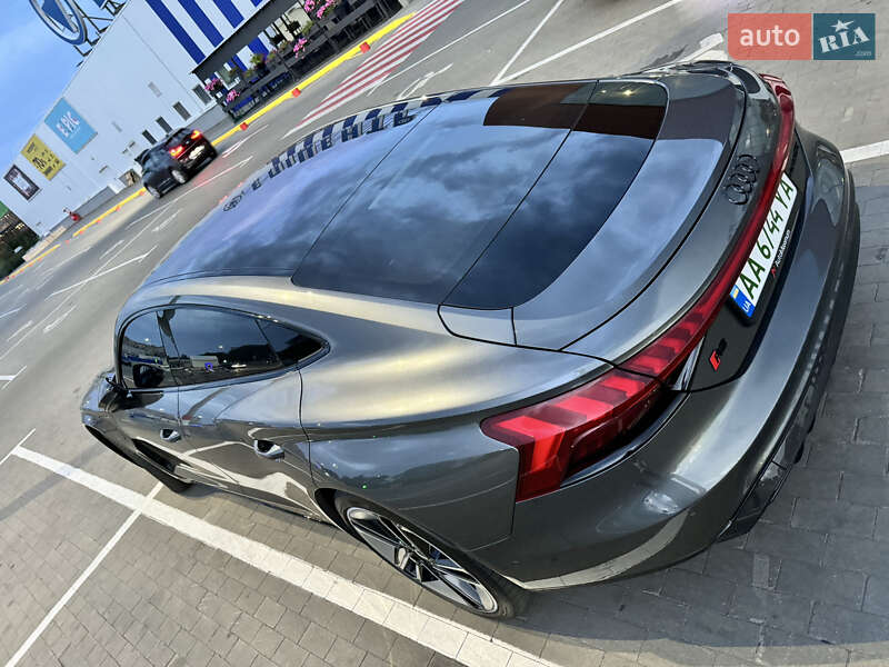 Купе Audi RS e-tron GT 2021 в Одесі