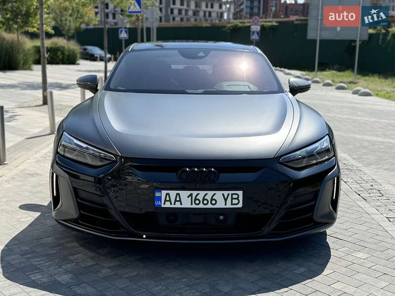 Купе Audi RS e-tron GT 2021 в Києві