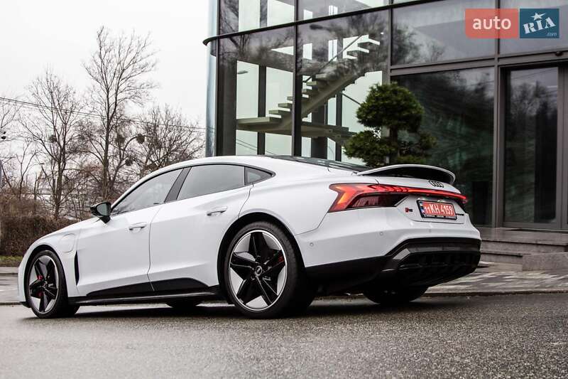 Купе Audi RS e-tron GT 2021 в Києві