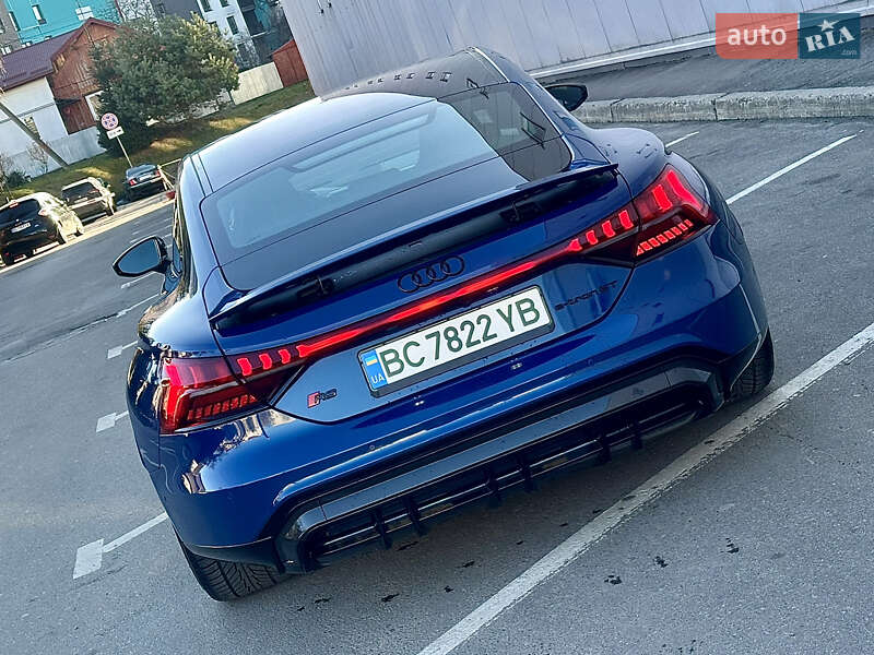 Купе Audi RS e-tron GT 2021 в Львові