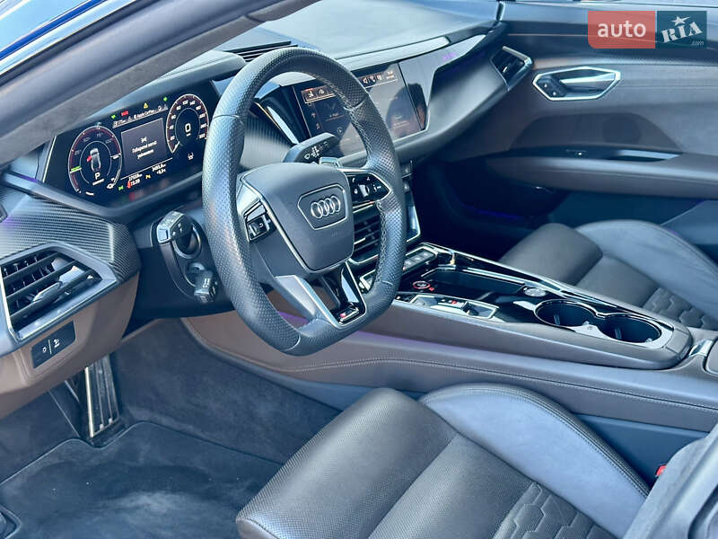Купе Audi RS e-tron GT 2021 в Львові