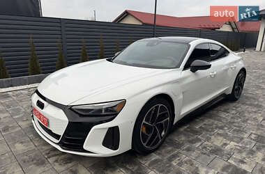 Купе Audi RS e-tron GT 2023 в 