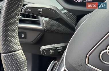 Купе Audi RS e-tron GT 2021 в 