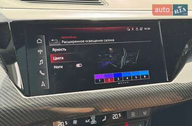Купе Audi RS e-tron GT 2021 в 