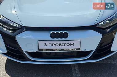 Купе Audi RS e-tron GT 2023 в 