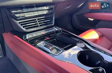 Купе Audi RS e-tron GT 2023 в 