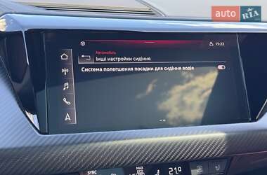 Купе Audi RS e-tron GT 2023 в 