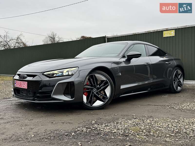 Audi RS e-tron GT 2021