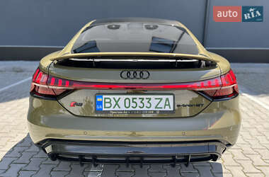 Купе Audi RS e-tron GT 2021 в 