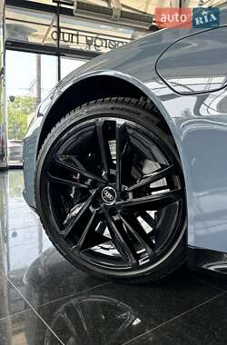 Купе Audi RS e-tron GT 2023 в 