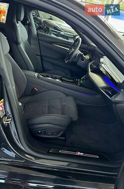Купе Audi RS e-tron GT 2023 в 