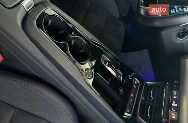 Купе Audi RS e-tron GT 2023 в 