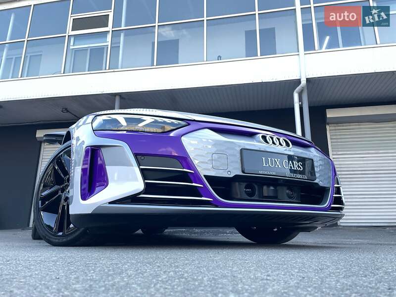 Купе Audi RS e-tron GT 2024 в Києві