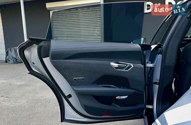 Купе Audi RS e-tron GT 2024 в 