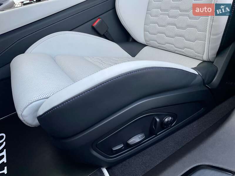 Купе Audi RS e-tron GT 2024 в Києві