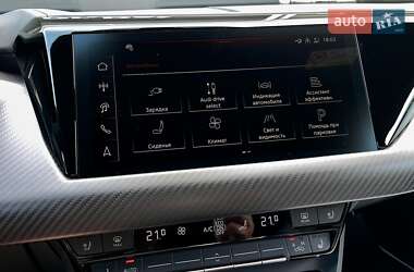 Купе Audi RS e-tron GT 2024 в 