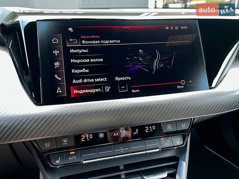 Купе Audi RS e-tron GT 2024 в Києві
