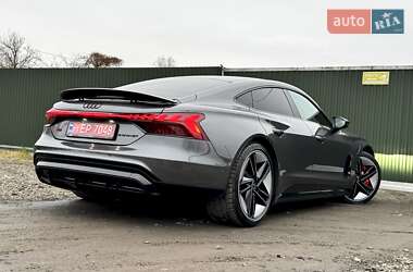 Купе Audi RS e-tron GT 2021 в 