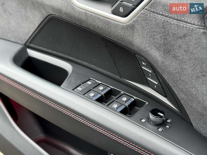 Купе Audi RS e-tron GT 2021 в Києві