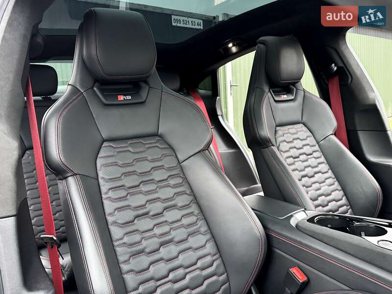 Купе Audi RS e-tron GT 2021 в Києві