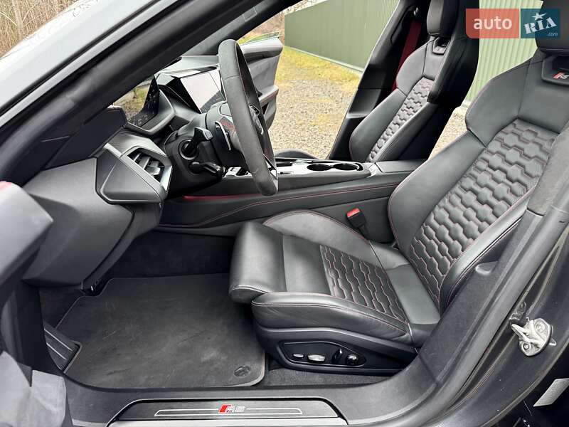 Купе Audi RS e-tron GT 2021 в Києві
