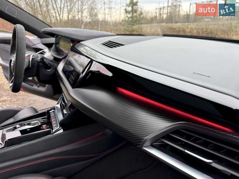 Купе Audi RS e-tron GT 2021 в Києві