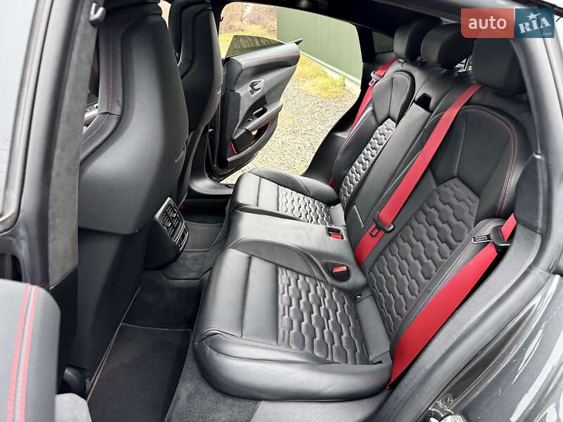 Купе Audi RS e-tron GT 2021 в Києві