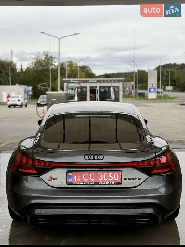 Купе Audi RS e-tron GT 2022 в Києві