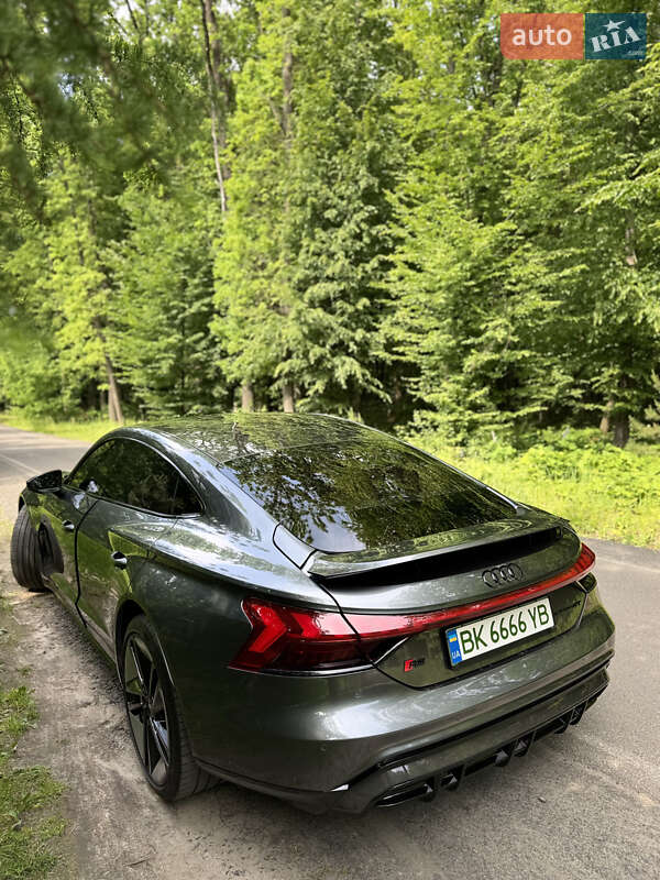 Купе Audi RS e-tron GT 2021 в Луцьку