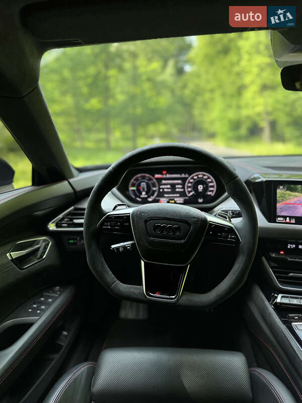 Купе Audi RS e-tron GT 2021 в Луцьку