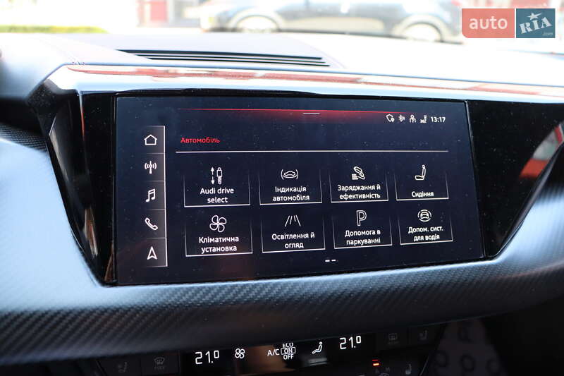 Купе Audi RS e-tron GT 2022 в Львове