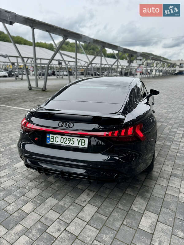 Купе Audi RS e-tron GT 2021 в Львові