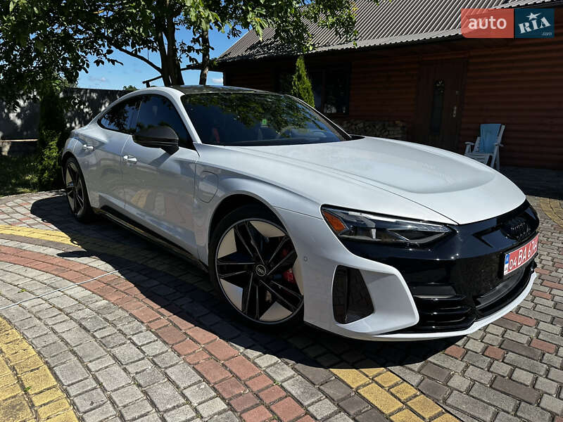 Купе Audi RS e-tron GT 2021 в Стрые